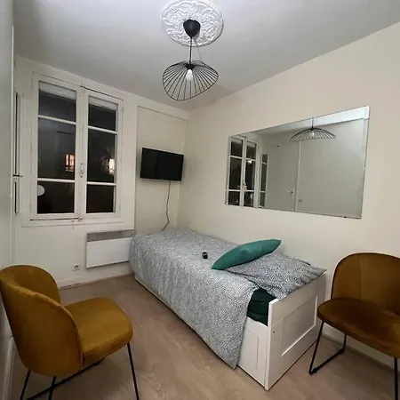 Studio Vue Tour Eiffel Apartment *