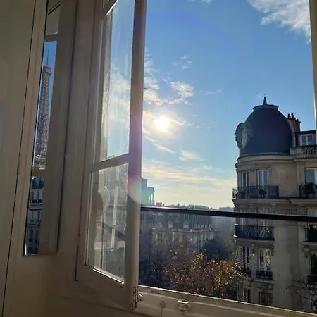 Apartment Studio Vue Tour Eiffel Paris